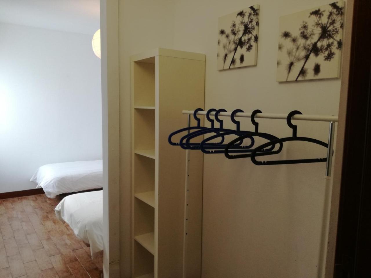 Surfhouse Hostel Famara Caleta De Famara 외부 사진